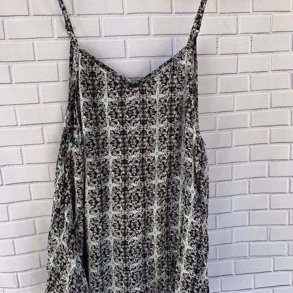 Volcom Flowy Black and White Romper Size S - Picture 1 of 3
